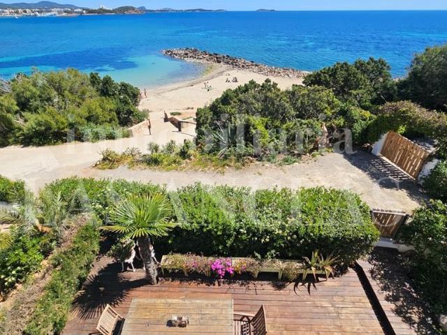 Chalet adosado de 250 m2 en venta Santa Eulalia del Río, Baleares