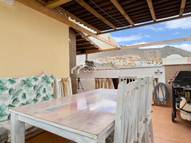 Chalet Adosado de 3 dormitorios en Costa Adeje en Venta. 140m² Adeje