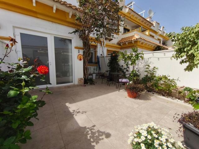 Chalet adosado en venta, Torrevieja, Alicante/Alacant