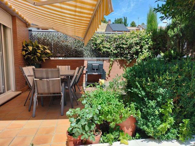 Chalet adosado en venta, Valladolid, Valladolid