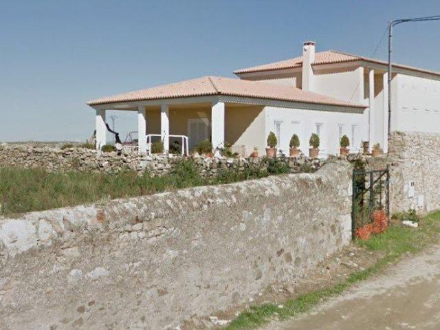 CHALET ADOSADO EN VENTA EN TRUJILLO