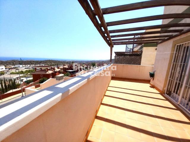 Chalet adosado en venta en Avenida Madrid Balcón de Finestrat Terra Marina, Finestrat