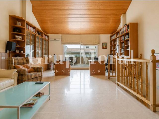 Chalet adosado en venta en Calle de Domènech Soberano