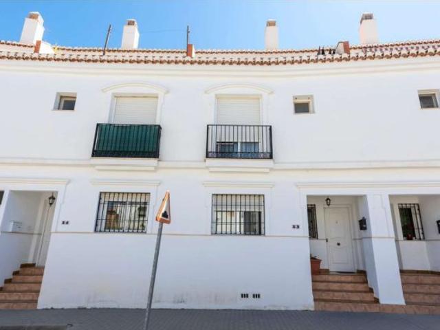 Chalet adosado en venta en Lobres