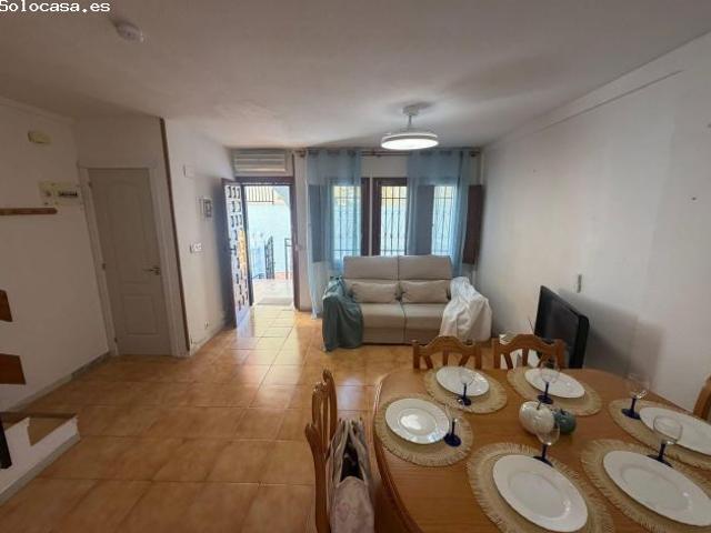 Chalet adosado en venta en Los Europeos La Mata