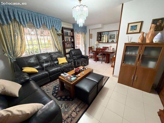 ? Chalet adosado en venta en Parla – Zona Las Américas 176 m2 construidos | Parcela de 207 m2 | Buh