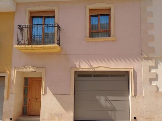 Chalet adosado en venta, la Nucia, Alicante/Alacant