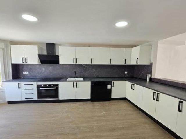 CHALET ADOSADO EN ZONA RECINTO FERIAL FUENGIROLA