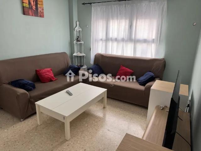 Chalet adosado en alquiler en Avenida de Pepita Durán, 23