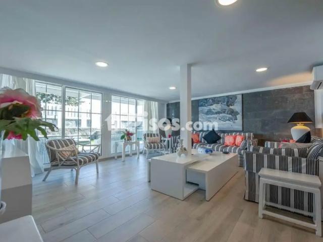 Chalet adosado en alquiler en Avenida del Oasis, 15