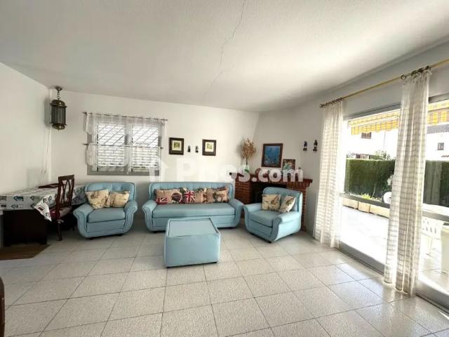 Chalet adosado en alquiler en Avinguda del Papa Luna, 400