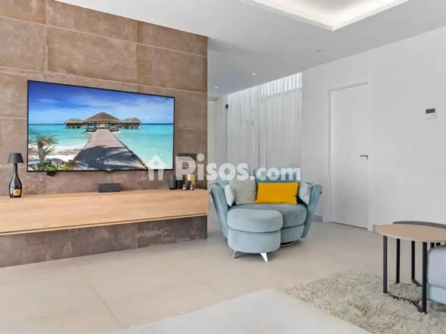 Chalet adosado en alquiler en Calle de El Salvador, 299