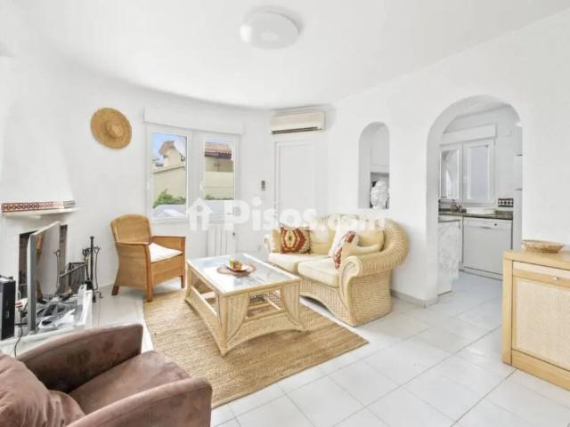 Chalet adosado en alquiler en Calle de Hera, 5