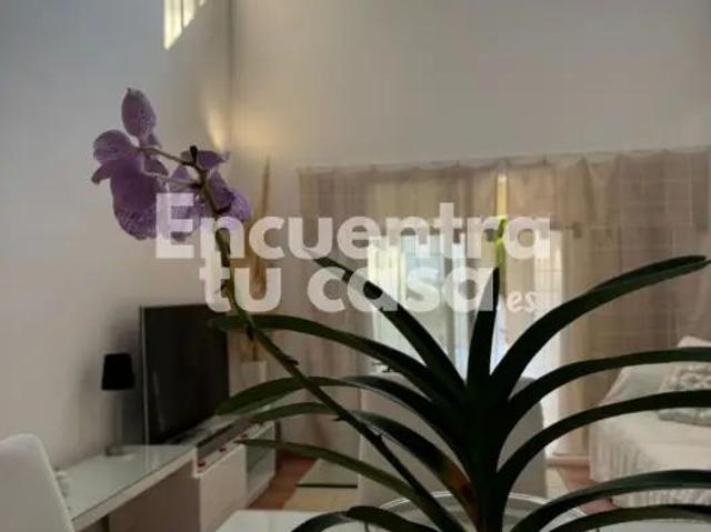 Chalet adosado en alquiler en Carrer Toix