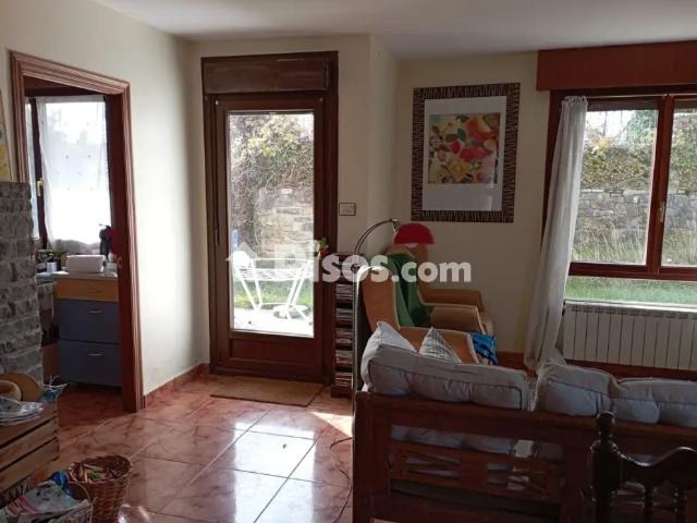 Chalet adosado en alquiler en Espinosa de los Monteros