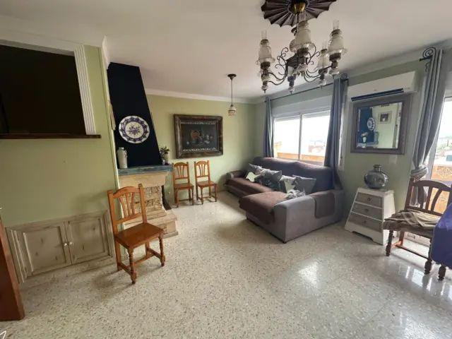 Chalet adosado en alquiler en Recinto Ferial Circunvalación La Vega