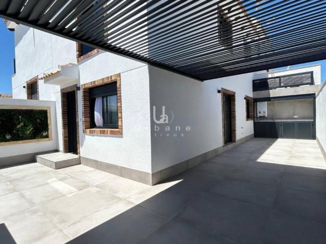 CHALET ADOSADO EN PILAR DE LA HORADADA