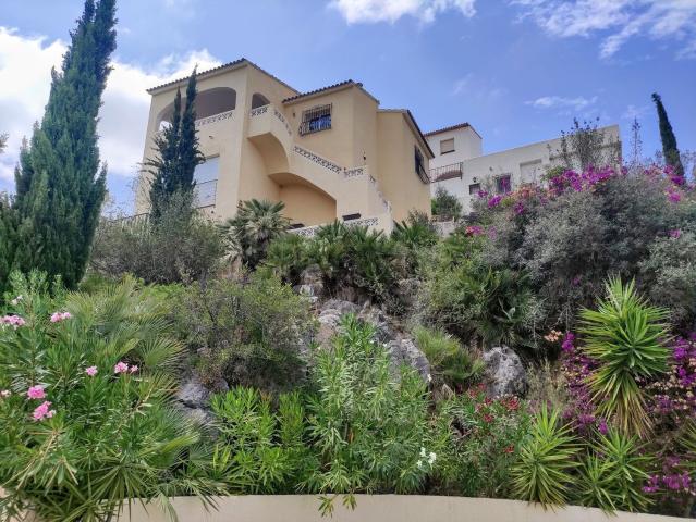 Chalet, Adsubia