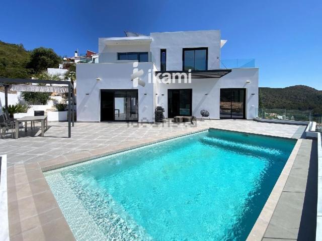 Chalet, Adsubia