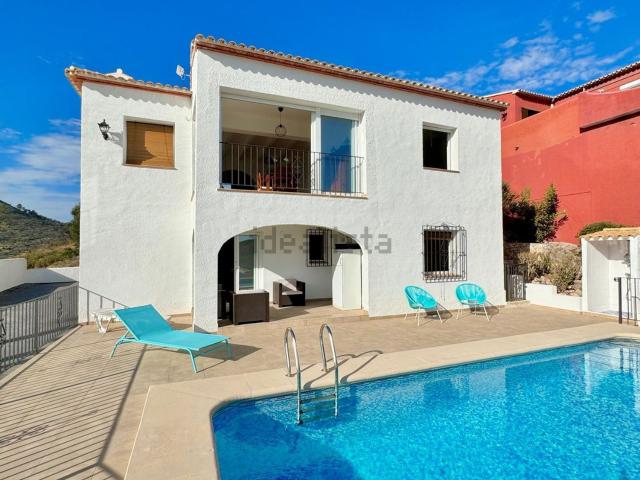 Chalet, Adsubia