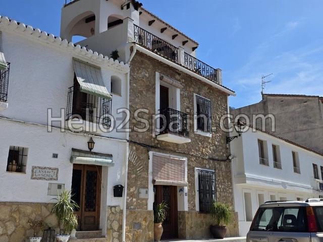 Chalet, Adsubia