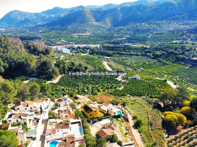 Chalet, Adsubia