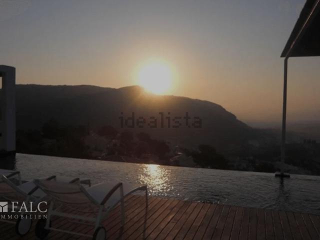 Chalet, Adsubia