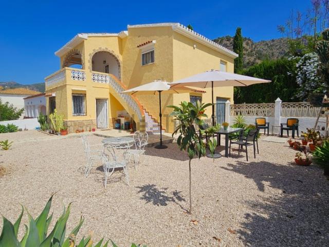 Chalet, Adsubia