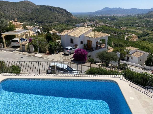 Chalet, Adsubia