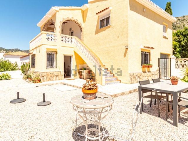 Chalet, Adsubia