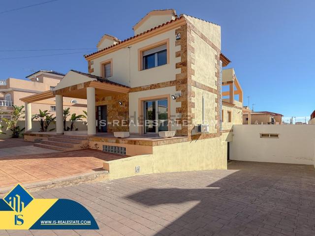 Chalet, Aguas Nuevas, Torrevieja