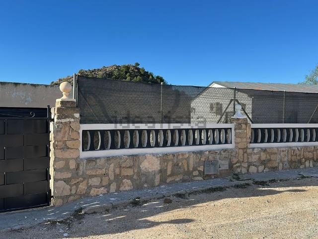 Chalet, Agost
