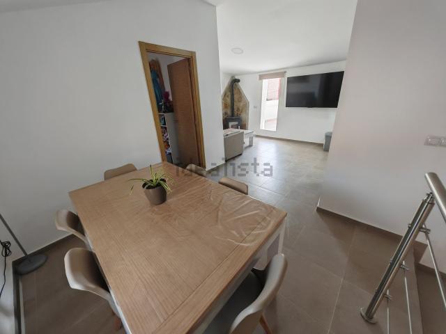 Chalet, Agost