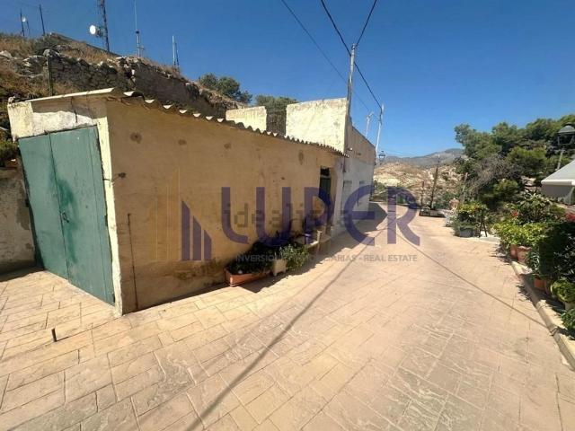 Chalet, Agost