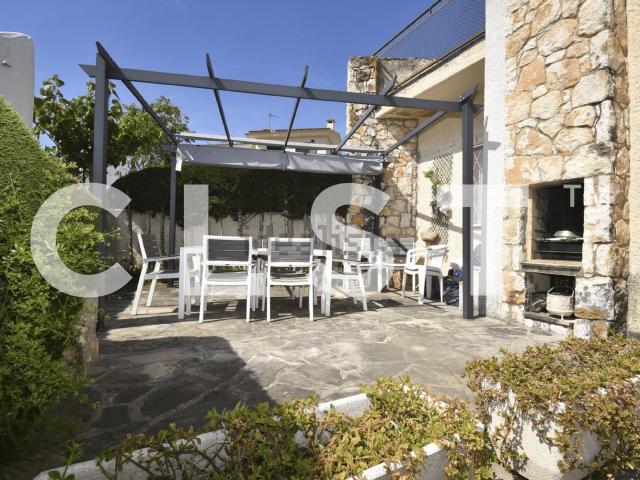 Chalet, Altafulla