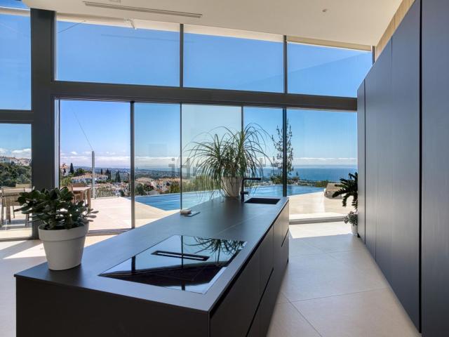 Chalet, Alto de los Monteros, Marbella