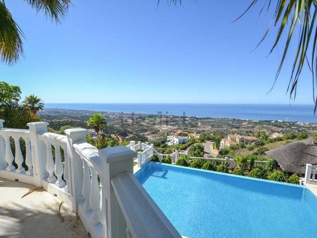 Chalet, Alto de los Monteros, Marbella