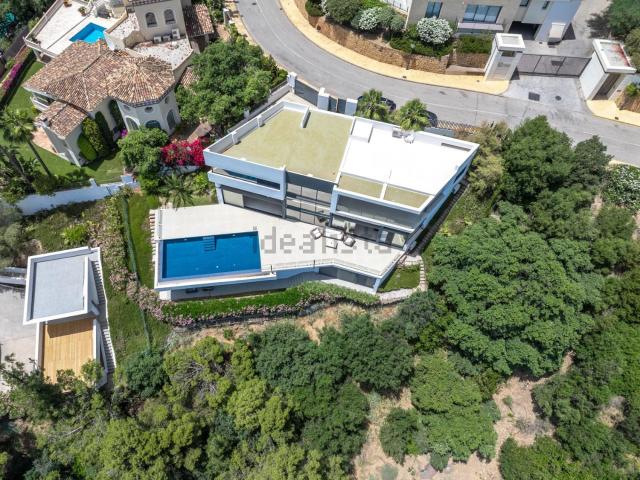 Chalet, Alto de los Monteros, Marbella