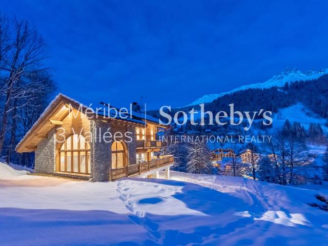 Chalet Alya Luxueuse propriété avec piscine et vue d'exception