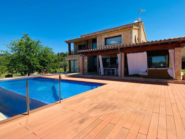 Chalet, Alaró