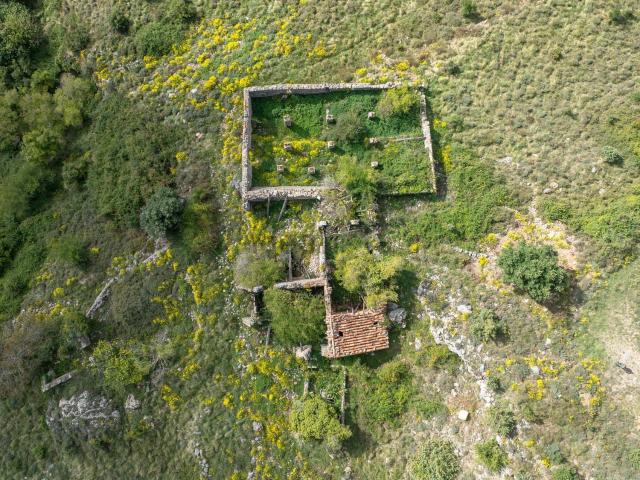 Chalet, Albanyá