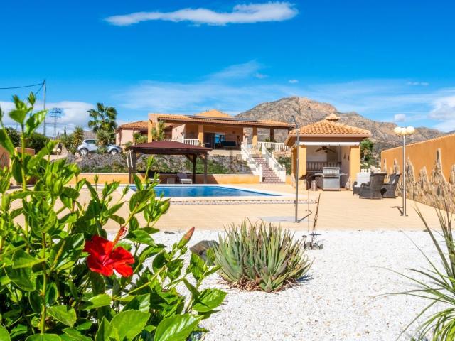 Chalet, Albatera