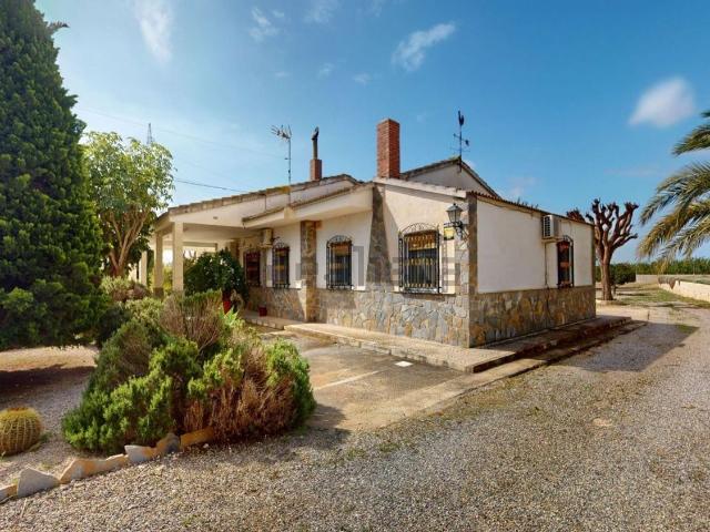 Chalet, Albatera