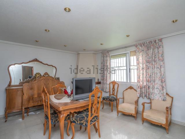Chalet, Albatera