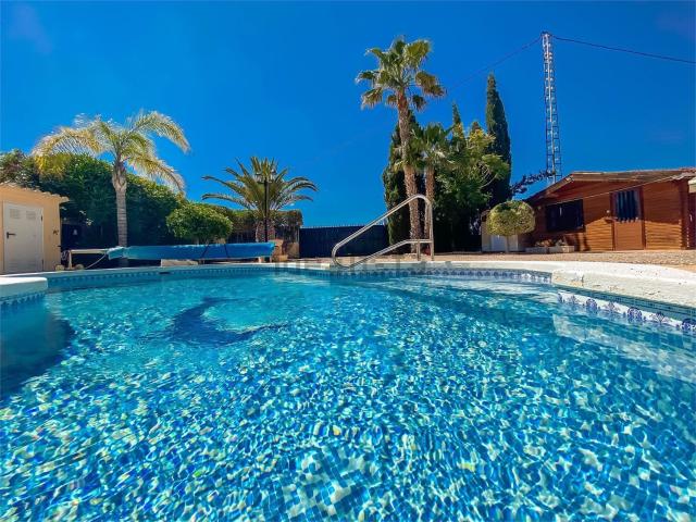 Chalet, Albatera