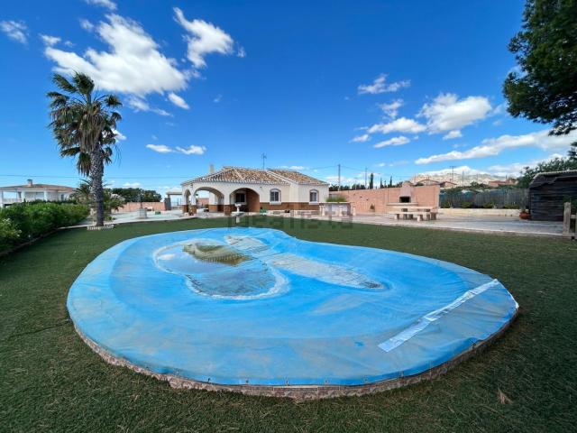 Chalet, Albatera