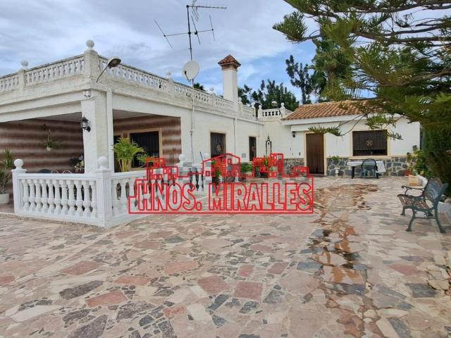 Chalet, Albatera