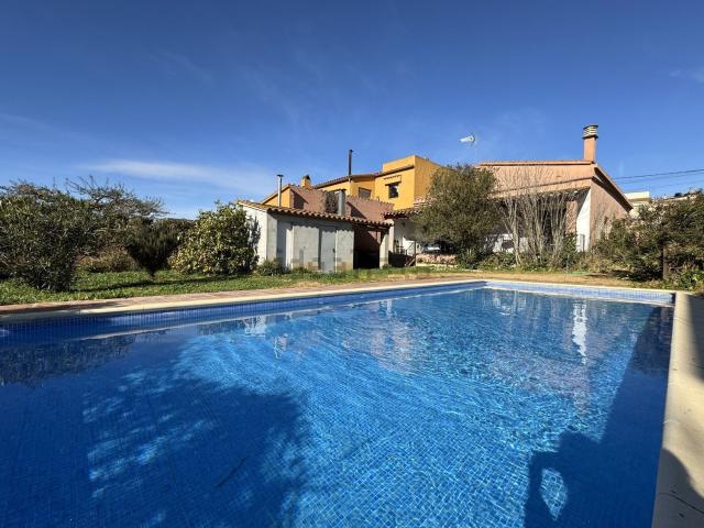 Chalet, Albons