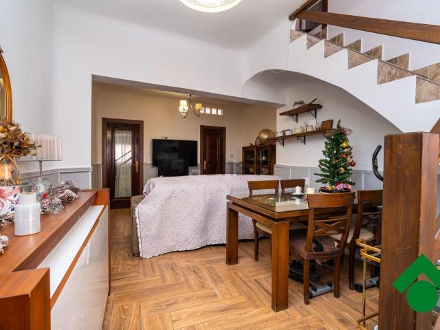 Chalet, Albolote