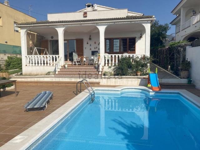 Chalet, Alcanar